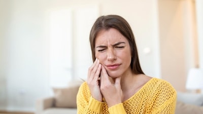 Gum pain occurs when you are suffering from vitamin deficiencies. (Picture credit: Freepik)