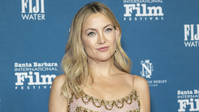 Kate Hudson shows off beautiful skin with minimal makeup