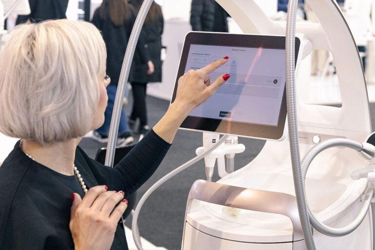 Is Marc Jacobs Beauty making a comeback? From cult status in 2013 to silence in 2021: the story of a high-profile absence