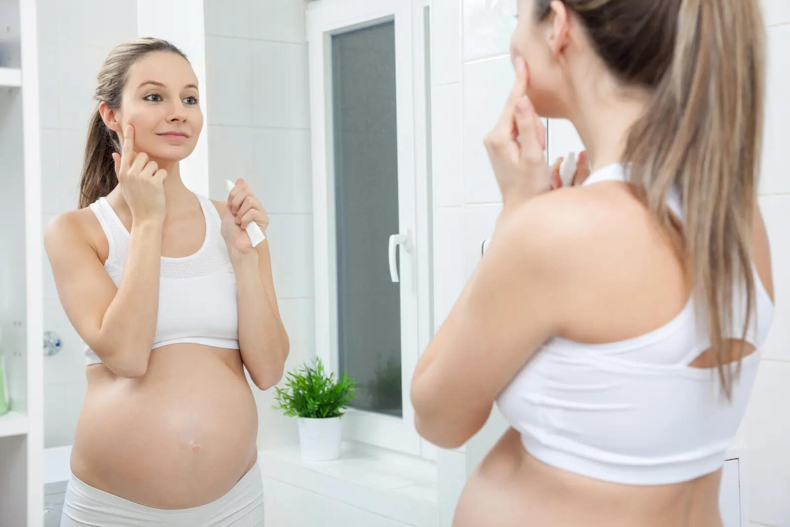 Pregnancy Skincare Mistakes: What to Avoid for Healthy Skin