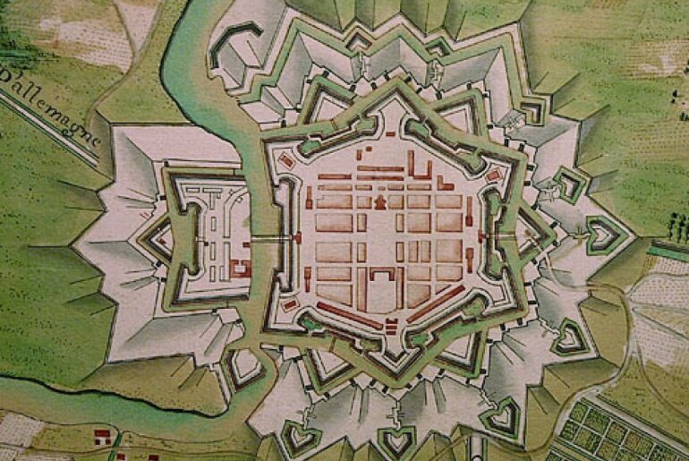 Militarized snowflakes: The accidental beauty of Renaissance star forts