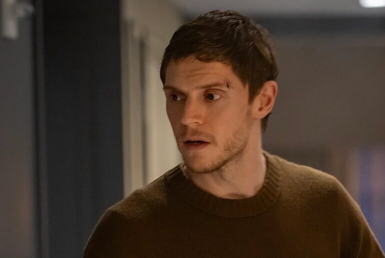 Evan Peters and Director Talk Finale Cliffhanger