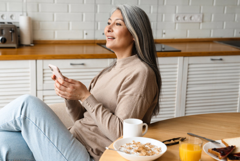 I'm 70 and my mind is sharper now than it was at 45 — not because I do crosswords or take supplements, but because I stopped consuming information passively and started treating every conversation like a problem I needed to solve