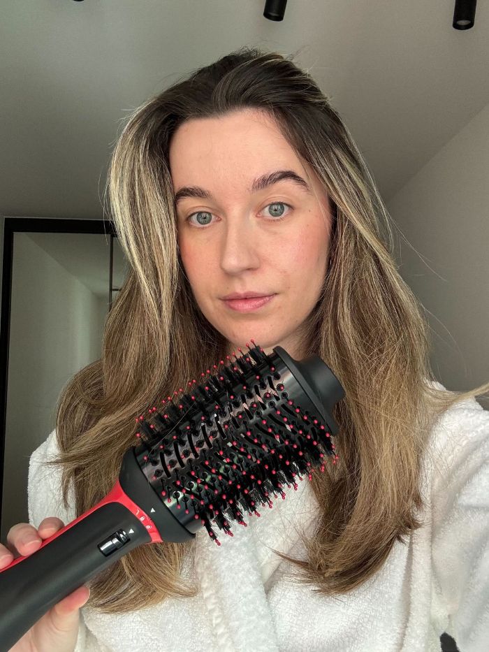 Deputy beauty editor Grace Lindsay testing the Revlon hot brush