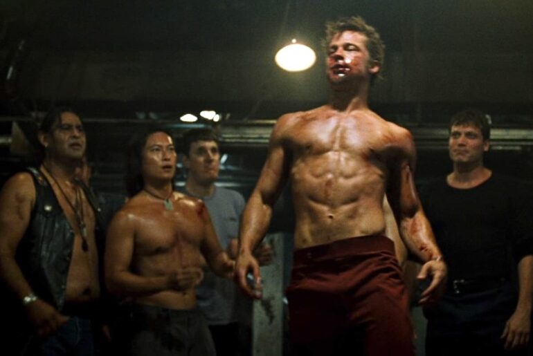 Why so many straight men now want snatched little waists