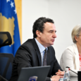 Kurti gathers the Government online, "supplements and changes" the decision on the Jurisprudence Commission, which they reacted to