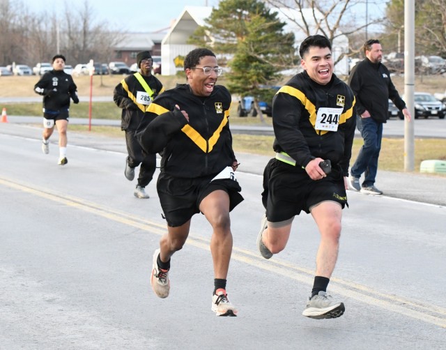 Fort Drum runners support Mountain Wellness Month