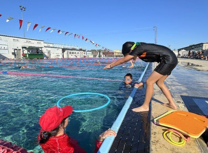 Los Al invites a dive into fitness with its recreation Aquatics program