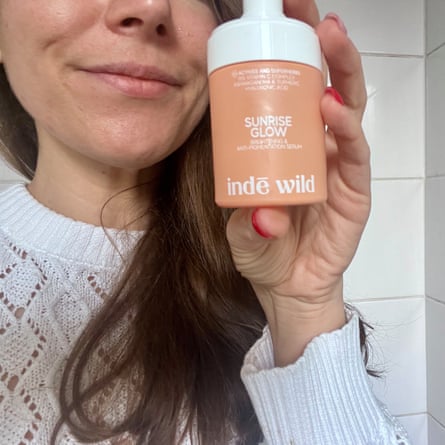 Indē Wild vitamin C Sunrise Glow serum