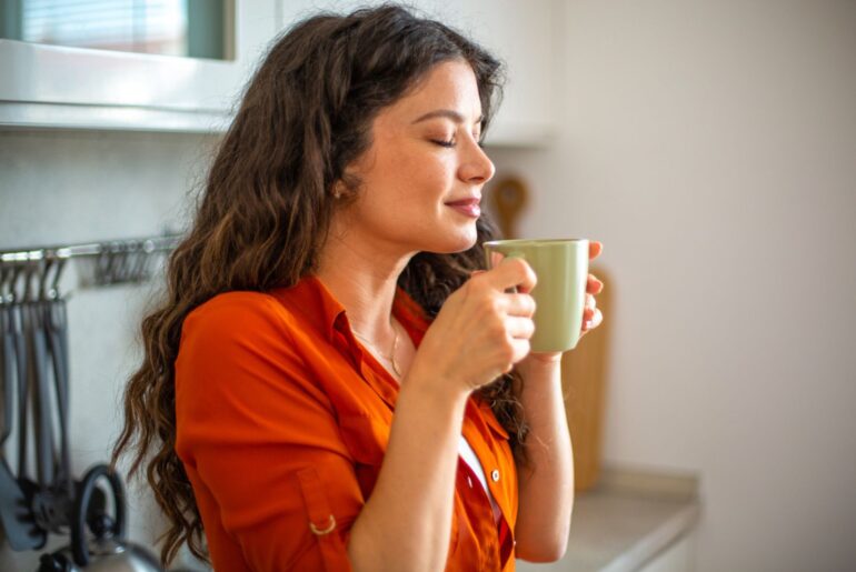 This drink many people consume even in small amounts may weaken the immune system, nutritionists warn