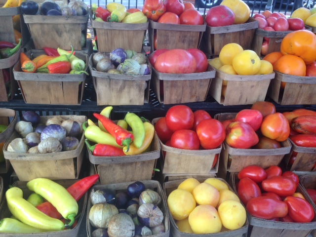 Fresh food assistance available through Senior Farmers Market Nutrition Program – BG Independent News