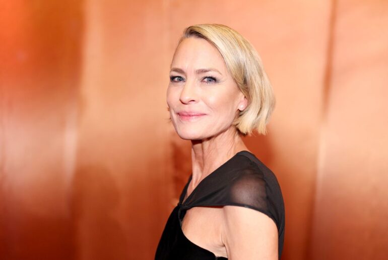 8 Most Flattering Short Hairstyles for Women Over 50, as Worn by Celebrities