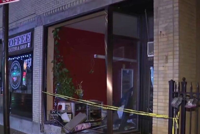 SUV crashes into beauty salon on Chicago's NW Side