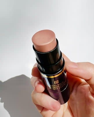 An illuminating multi-stick to save space in your makeup bag (45% off)