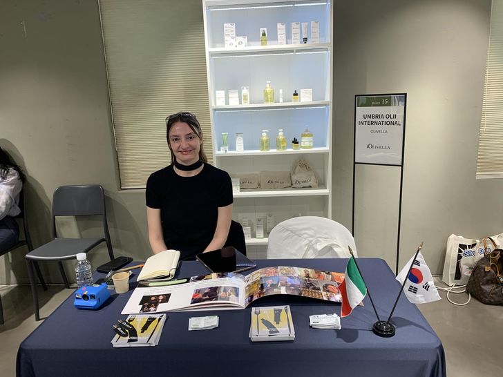Lucrezia Del Papa, head of business development of Olivella, participates in the Italian Beauty Days 2026 at High Street Italia in Sinsa-dong, Gangnam District in Seoul, April 20. Korea Times photo by Anna J. Park 