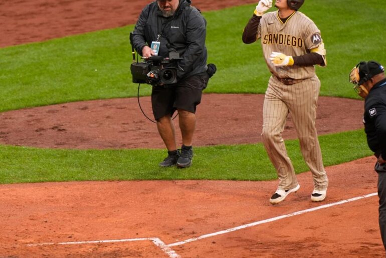 Kick-save and a beauty: Manny Machado's well-timed kick helps Padres rally to win in Boston