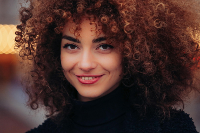 9 curly hairstyles that look effortlessly beautiful without the damage: the clean beauty routine that keeps them that way