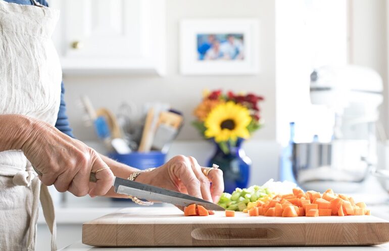 Cancer survivor using a mobile nutrition app to track diet and support quality of life after treatment