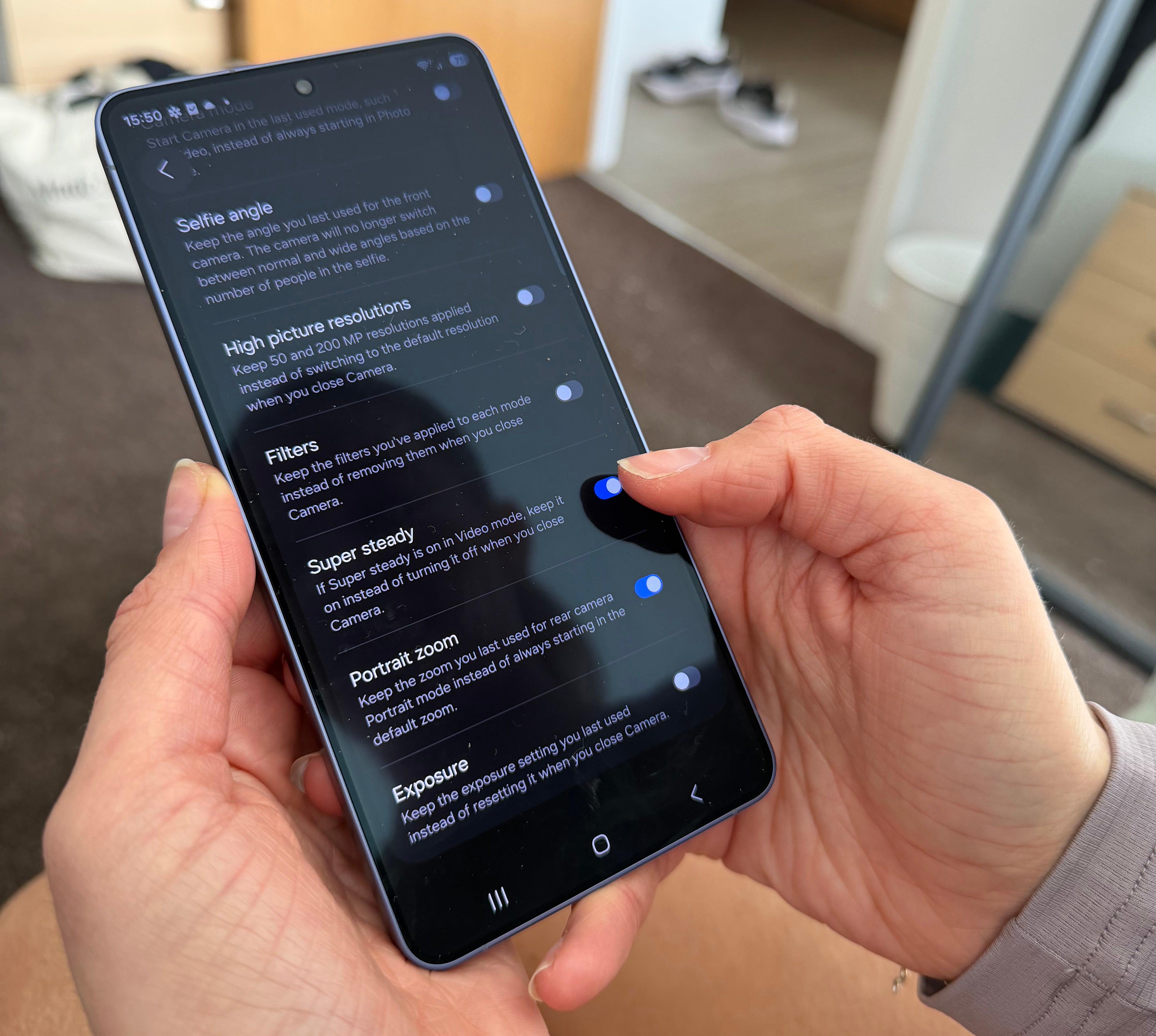 The Galaxy S26 Ultra’s Super Steady Video with Horizontal Lock* is designed for creators on the move