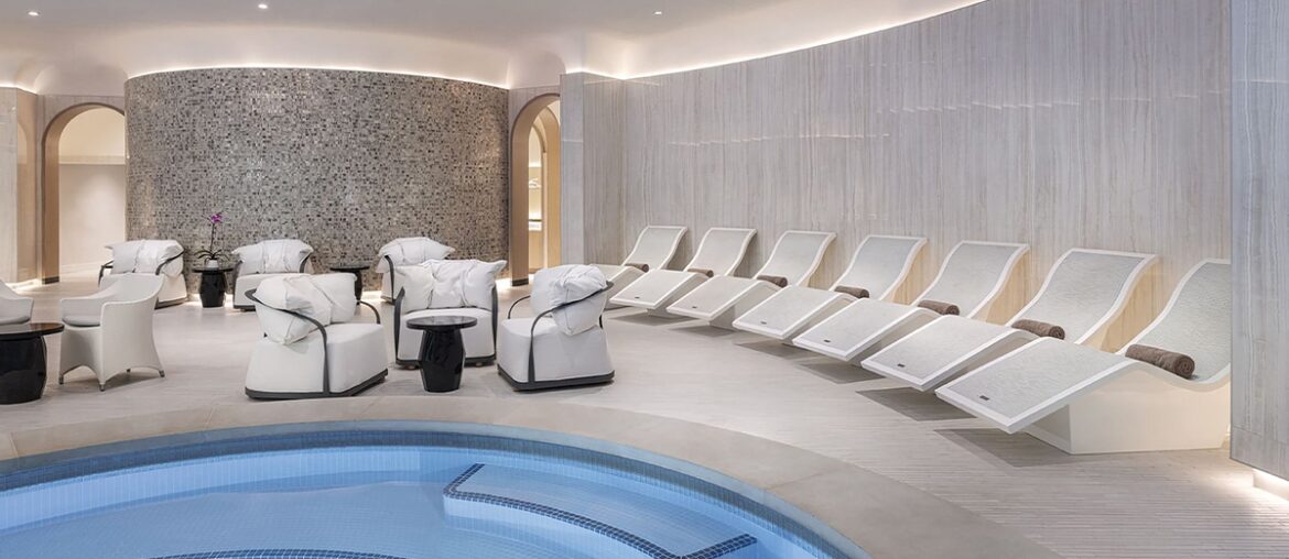 Have some group fun in Las Vegas at Awana Spa & Wellness - Las Vegas Magazine