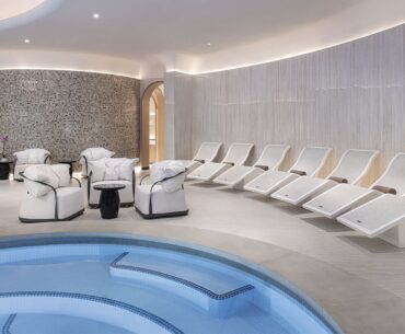 Have some group fun in Las Vegas at Awana Spa & Wellness - Las Vegas Magazine