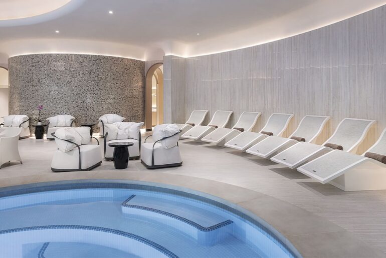 Have some group fun in Las Vegas at Awana Spa & Wellness - Las Vegas Magazine