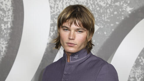 why young men are chasing extreme beauty standards