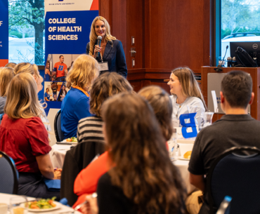 Health roundtable discusses not just what, but when you eat