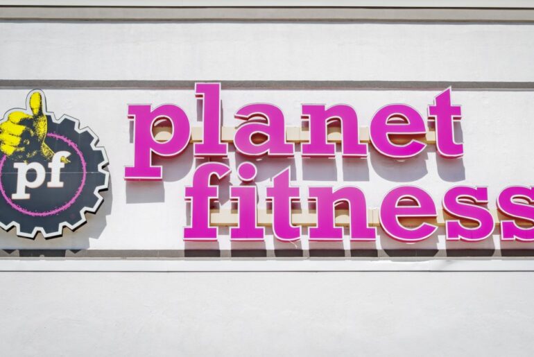 Person banned from Planet Fitness stabs worker – NBC10 Philadelphia