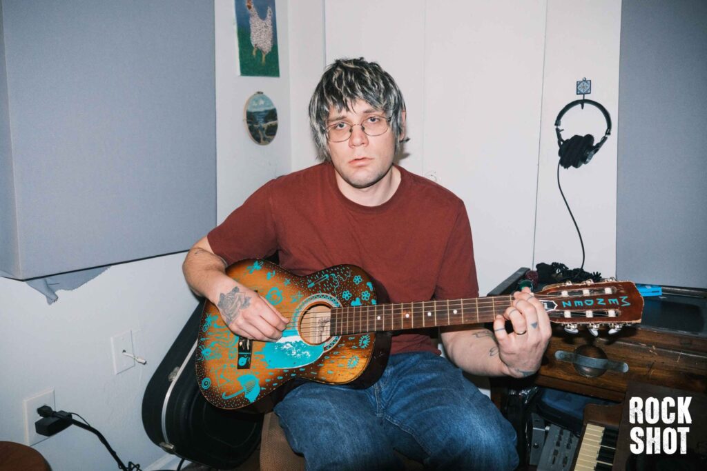 Greg Mendez Shares New Single ‘No Evil’ Ahead of ‘Beauty Land’ Album Release