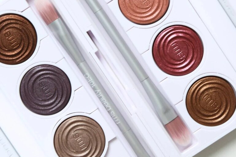 My Honest Review of the RMS Beauty ReDimension Hydra Eyes Quartet Eye Palette