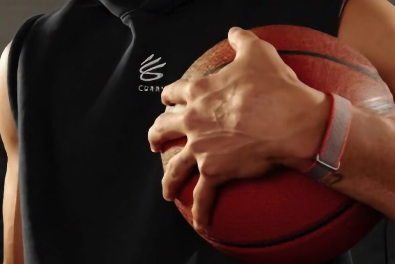 Google is prepping a fitness band to beat the screen-less rage that is Whoop