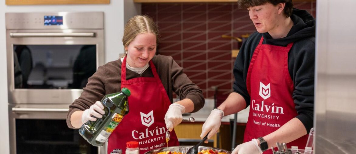 How a Hands-On Nutrition Lab Prepares Students for Health Careers and Life - News & Stories