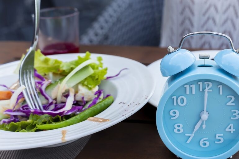 Time-restricted eating