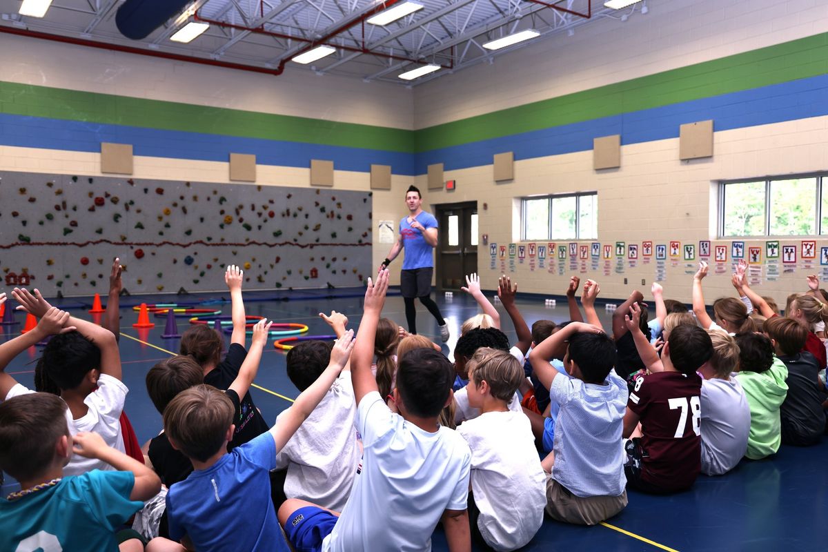 American Ninja Warrior's Dorian Cedars leads Ninja Warrior Day at Mann...