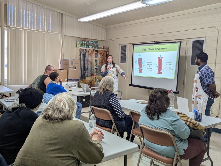 Can food banks support healthier diets amid growing demand?