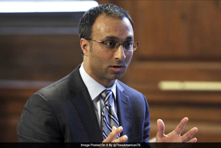 Donald Trump Immunity Ruling Puts Spotlight on Indian-Origin Judge Amit Mehta