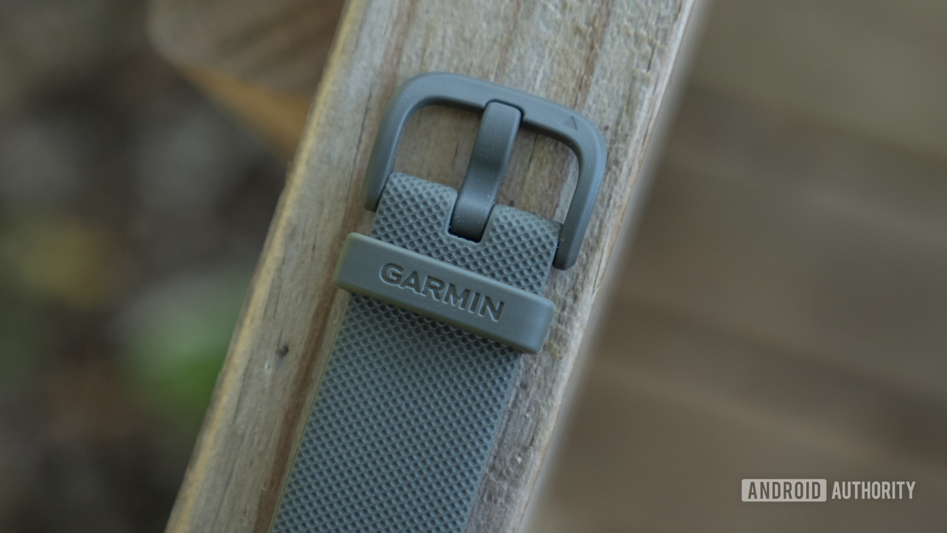 garmin venu sq review strap plastic buckle garmin venu sq review strap plastic buckle