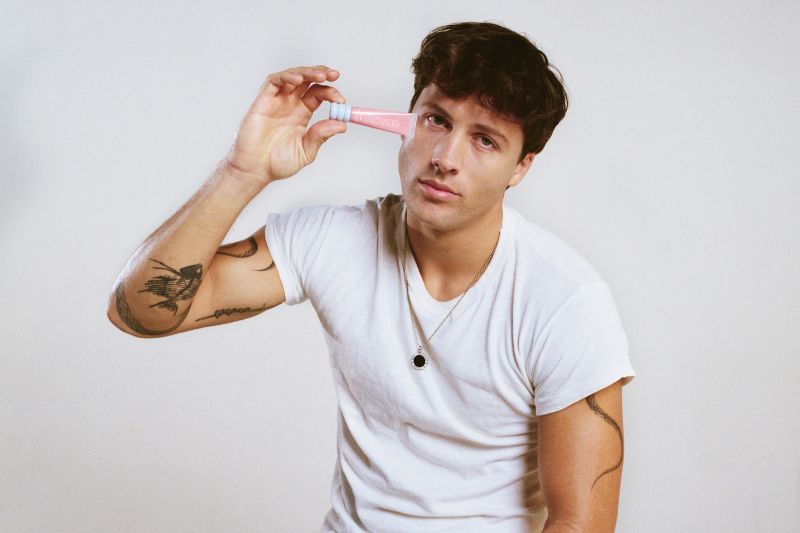 Kosas has tapped Rob Rausch to front its new lip plumper launch, Lip Pulse