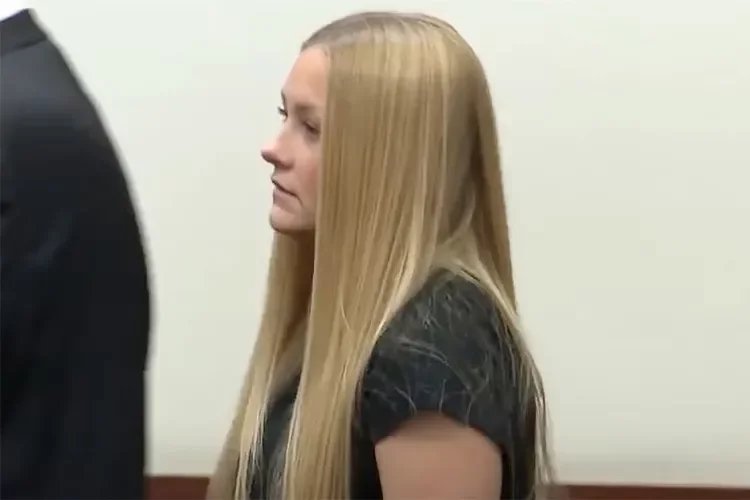 South Dakota: beauty queen pleads not guilty to manslaughter in newborn