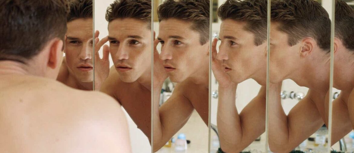 What Is Looksmaxxing? The Viral Trend Reshaping Male Beauty