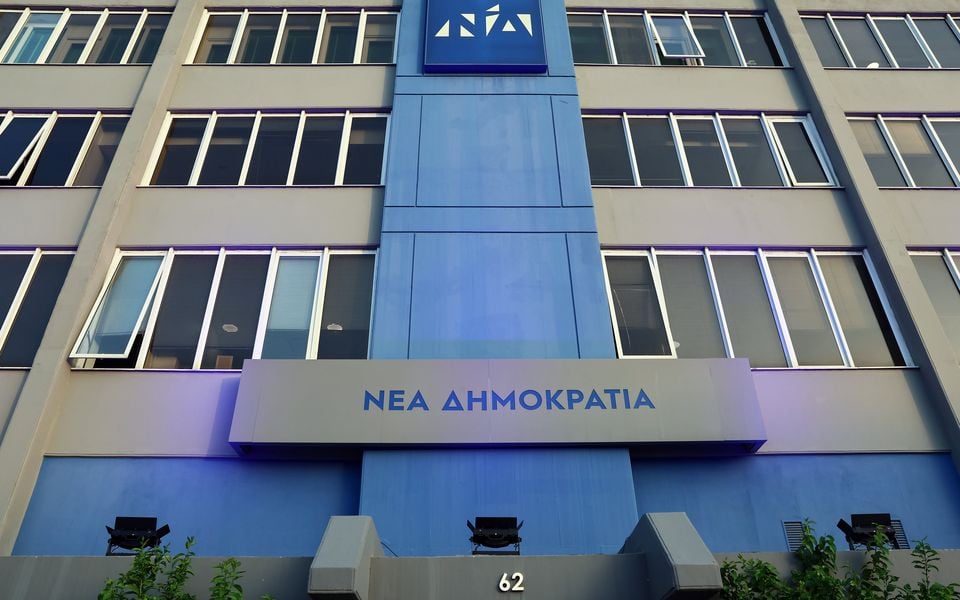 Fragile relief for gov’t after turbulent week 