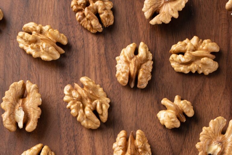 A Dietitian Ate Walnuts Daily for a Week—Here’s What Happened