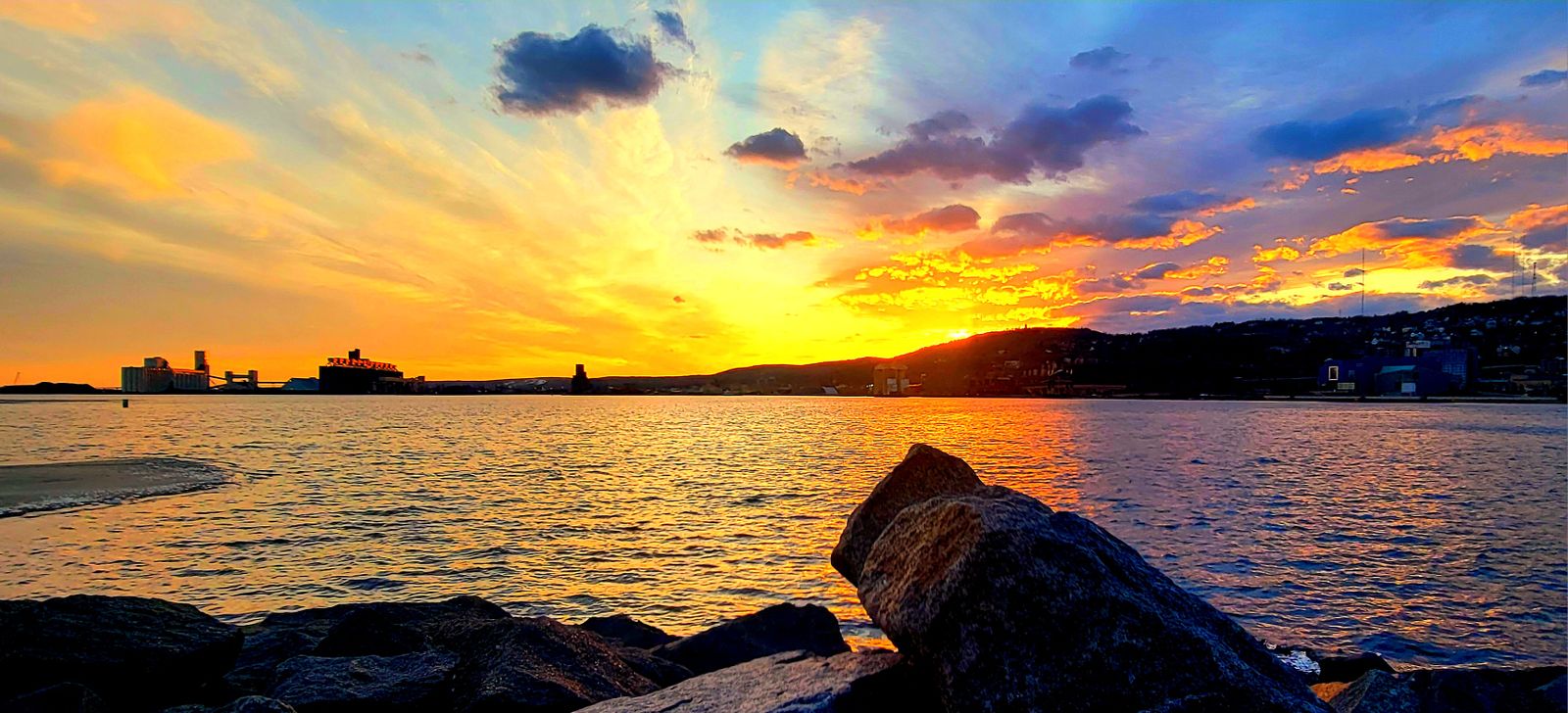 These 15 Majestic Photographs Showcase the Beauty of the Great Lakes and Will Make You Fall in Love With the Natural Wonders