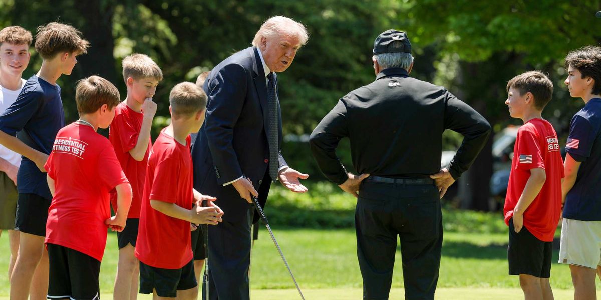 Trump’s putting display for children visiting the White House backfires