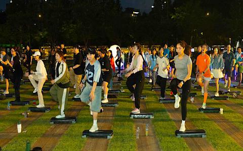 Seoul Plaza turns into weekly downtown fitness hub starting May 7