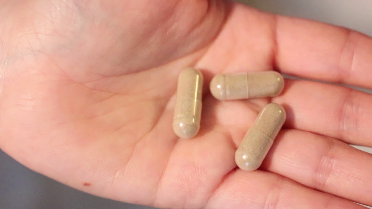 "Vitamins" from a friend led to hospitalization: seven schoolchildren poisoned by unknown pills