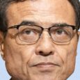 Ex-Suntory chairman Niinami not indicted over supplement imports