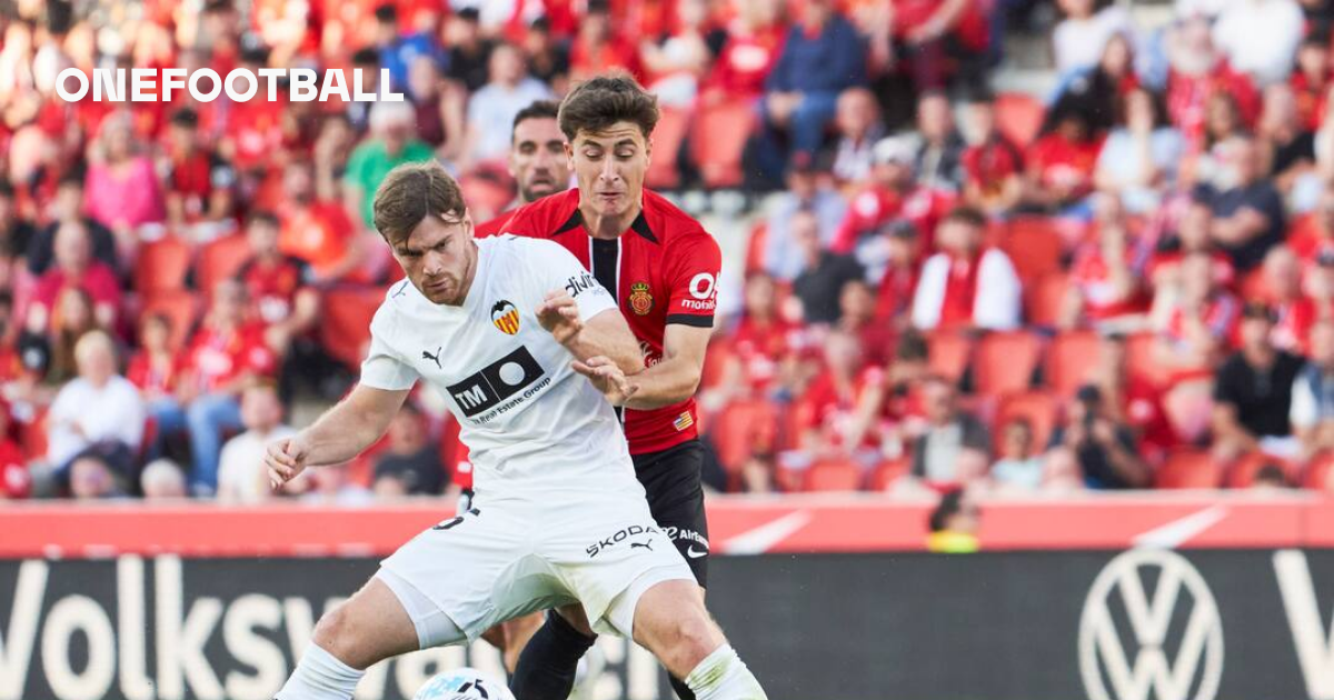 Valencia weigh fitness doubts before Atlético test as late Lucas Beltrán setback clouds plans