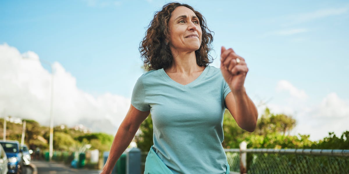 15 Health Benefits of Walking, According to Doctors and Trainers